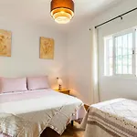 3 Bedroom Stunning Home In Malaga